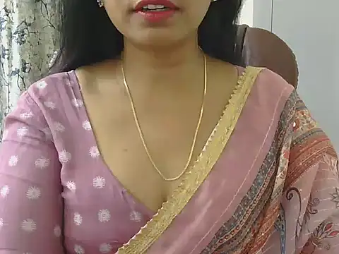 MISS SOMIYA online show from March 26, 2026, 6:50 pm