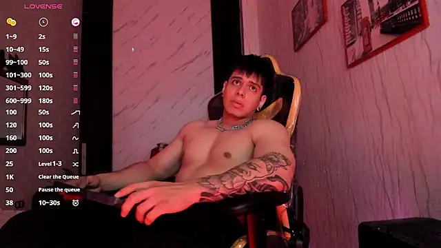 xKevyn online show from October 3, 2025, 12:39 pm