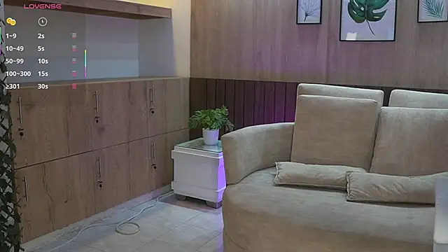 sarabelmont online show from September 23, 2025, 12:01 pm