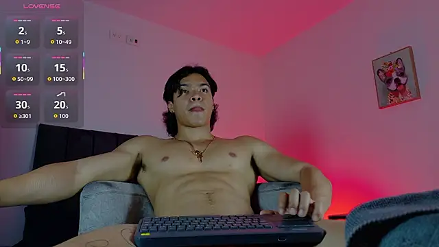 adriel escalante online show from February 26, 2026, 3:28 am