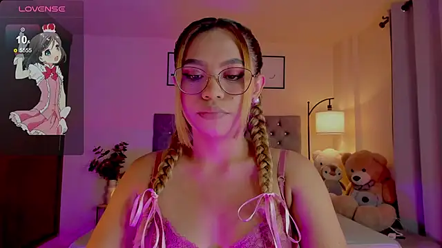 Snapshot of OxanaFedorova1- chatting on July 11, 2026, 9:59 pm OxanaFedorova1- online show from July 11, 2026, 9:59 pm