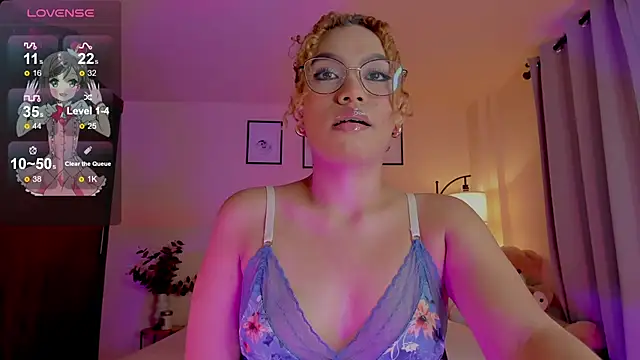 OxanaFedorova1- online show from June 4, 2026, 8:35 pm