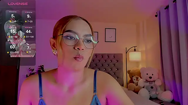 Snapshot of OxanaFedorova1- chatting on July 27, 2026, 9:22 pm OxanaFedorova1- online show from July 27, 2026, 9:22 pm