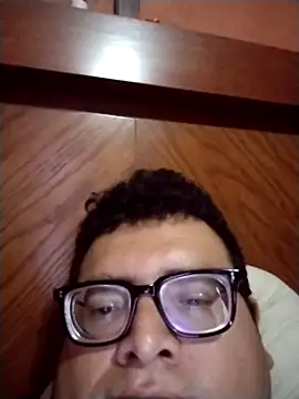 Santiagoqro85 online show from October 10, 2025, 12:50 pm