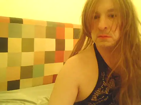 tuplaceroll online show from November 25, 2025, 2:56 am