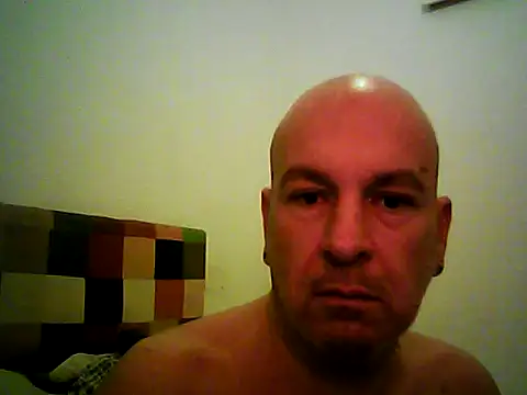 tuplaceroll online show from October 26, 2025, 2:45 am