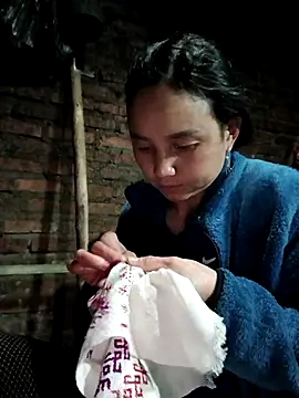 kemtuoi-sex online show from January 15, 2026, 12:52 pm