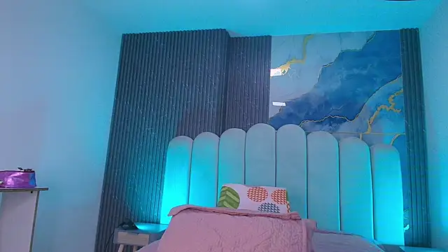 abbyrouss  online show from December 20, 2025, 3:09 am