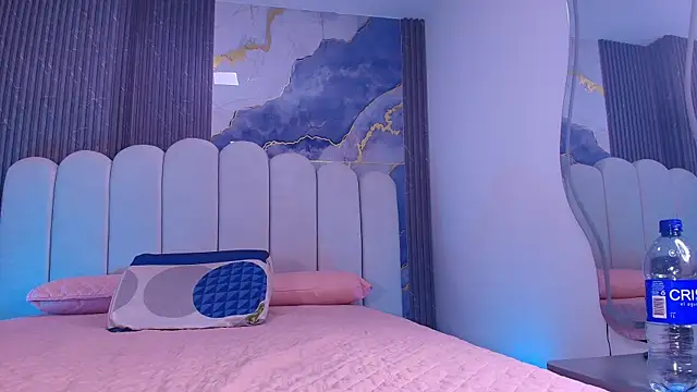 abbyrouss  online show from July 26, 2026, 3:13 am