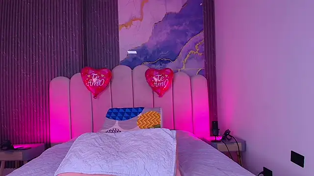 abbyrouss  online show from February 17, 2026, 3:04 am