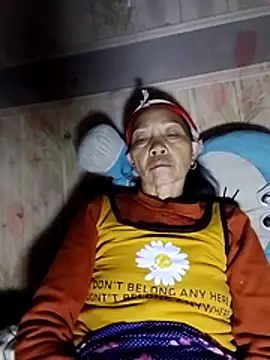 -Xuka-200 online show from December 1, 2025, 1:12 pm