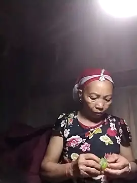 -Xuka-200 online show from February 24, 2026, 12:28 pm