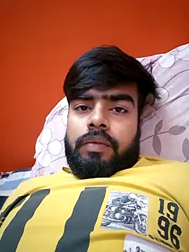 soniriyaa010101 online show from October 24, 2025, 6:29 pm