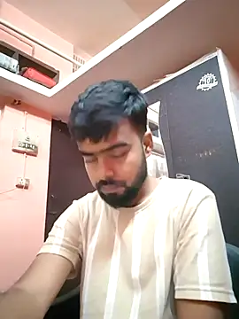 soniriyaa010101 online show from November 28, 2025, 8:14 am