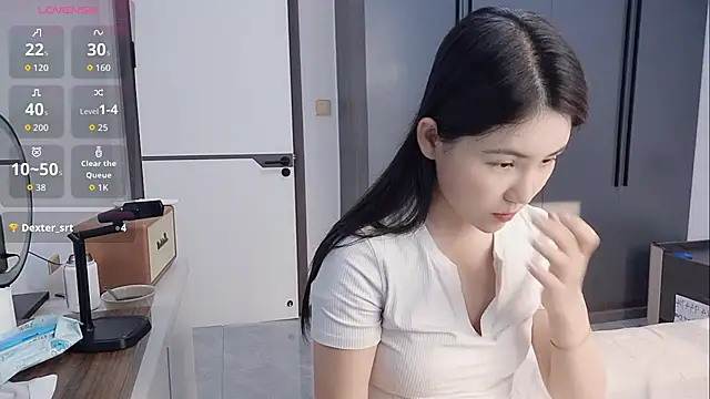 luckckcj online show from November 5, 2025, 1:42 am