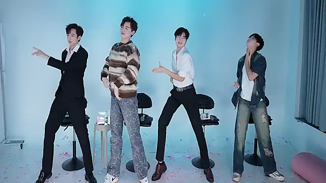 JL-sweetbaby1 online show from October 5, 2025, 1:13 pm