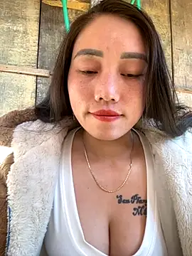 chipp-bong online show from November 26, 2025, 2:00 am