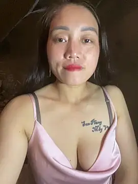 chipp-bong online show from May 2, 2026, 1:44 am