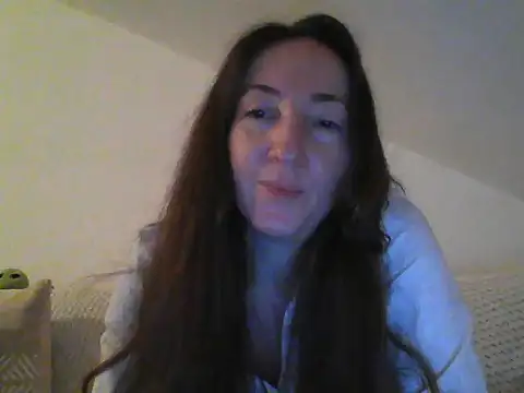 Snapshot of Valessya chatting on May 9, 2026, 9:18 pm Valessya online show from May 9, 2026, 9:18 pm