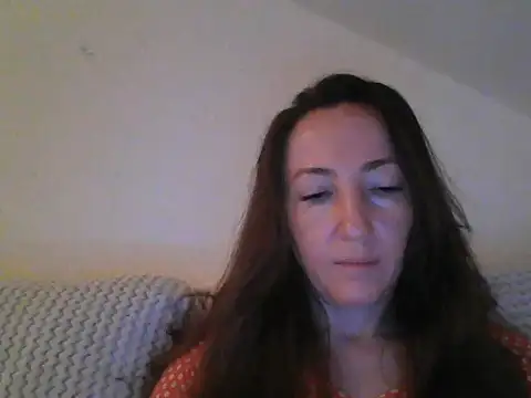 Snapshot of Valessya chatting on May 3, 2026, 8:56 pm Valessya online show from May 3, 2026, 8:56 pm