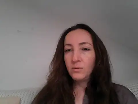 Snapshot of Valessya chatting on May 13, 2026, 2:02 pm Valessya online show from May 13, 2026, 2:02 pm