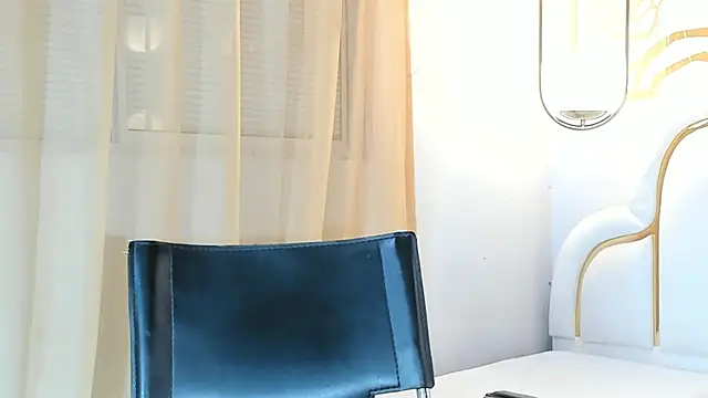 naughtyrose vc online show from May 7, 2026, 12:41 pm