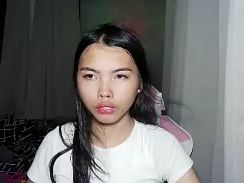 Snapshot of cutie_milker chatting on April 19, 2026, 2:29 pm cutie milker online show from April 19, 2026, 2:29 pm
