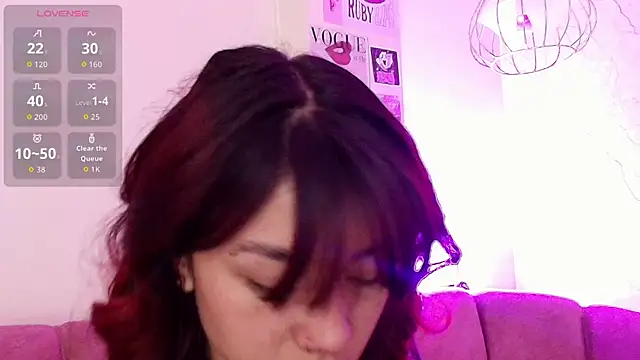 april bennett online show from October 2, 2025, 11:57 am