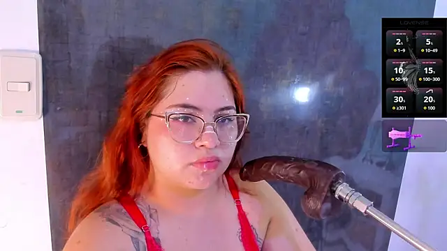 alana glasses online show from October 17, 2025, 12:07 pm