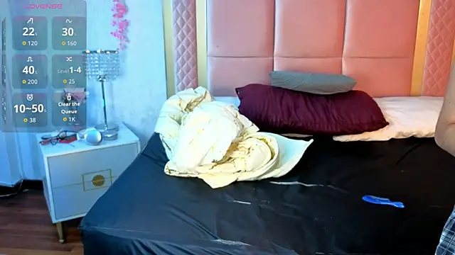 RobinBennett online show from November 13, 2025, 11:58 am