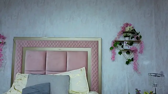 RobinBennett online show from January 12, 2026, 12:01 pm