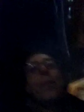 Astrid3 online show from November 4, 2025, 10:02 pm