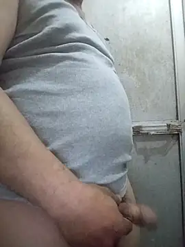 Snapshot of Lovehearts143 chatting on March 22, 2026, 10:11 pm Lovehearts143 online show from March 22, 2026, 10:11 pm