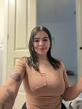 Snapshot of Gringo_XXX_Latina chatting on February 12, 2026, 5:23 pm Gringo XXX Latina online show from February 12, 2026, 5:23 pm