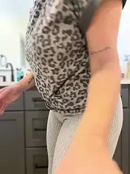 Snapshot of Gringo_XXX_Latina chatting on March 5, 2026, 4:58 pm Gringo XXX Latina online show from March 5, 2026, 4:58 pm