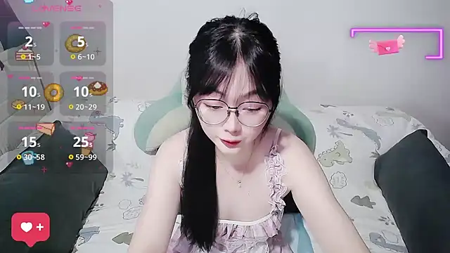 Snapshot of baby-yaya20 chatting on July 13, 2026, 9:08 am baby-yaya20 online show from July 13, 2026, 9:08 am