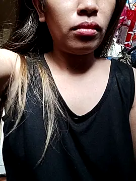 Sweet Asian25 online show from July 4, 2026, 10:03 pm