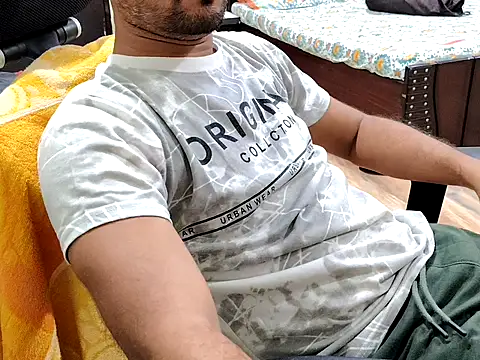 ZoroArcher online show from October 14, 2025, 4:07 pm