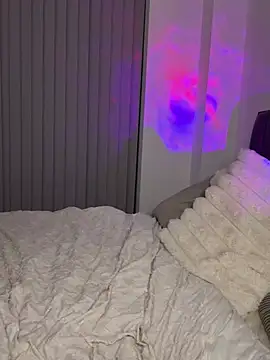 SexySaraxxoo online show from February 4, 2026, 11:44 pm