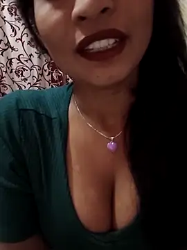 Snapshot of Itz_Mayra_ chatting on November 12, 2025, 6:34 pm Itz Mayra online show from November 12, 2025, 6:34 pm