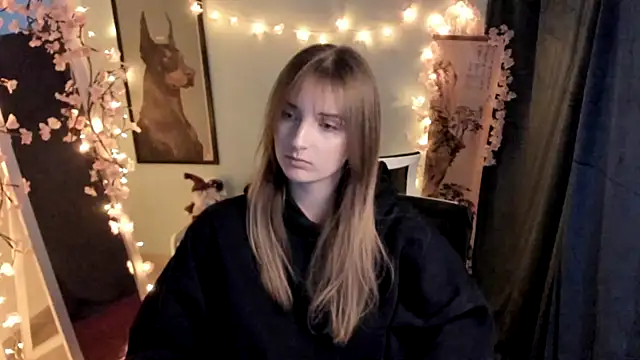 NeyliDream online show from February 2, 2026, 2:05 pm