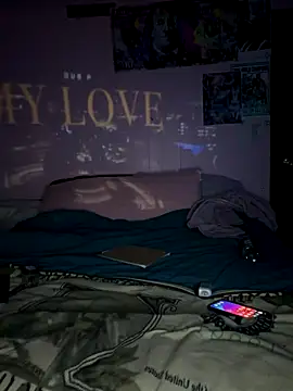 shortywidaphatty online show from December 18, 2025, 11:03 am