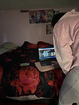 shortywidaphatty online show from February 2, 2026, 1:54 pm