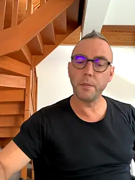 Marronglace1 online show from October 21, 2025, 11:31 am