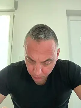 Snapshot of Marronglace1 chatting on March 5, 2026, 8:44 am Marronglace1 online show from March 5, 2026, 8:44 am