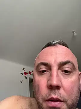 Snapshot of Marronglace1 chatting on March 11, 2026, 9:36 am Marronglace1 online show from March 11, 2026, 9:36 am