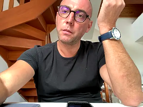 Marronglace1 online show from October 8, 2025, 12:17 pm