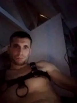 Snapshot of Malcom2f chatting on November 24, 2025, 4:29 pm Malcom2f online show from November 24, 2025, 4:29 pm