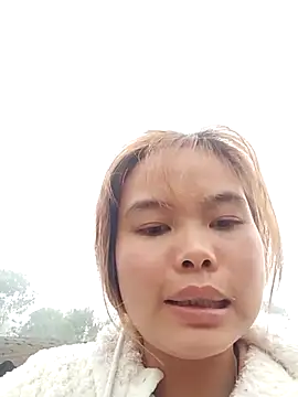 Huyen x online show from February 3, 2026, 7:46 am