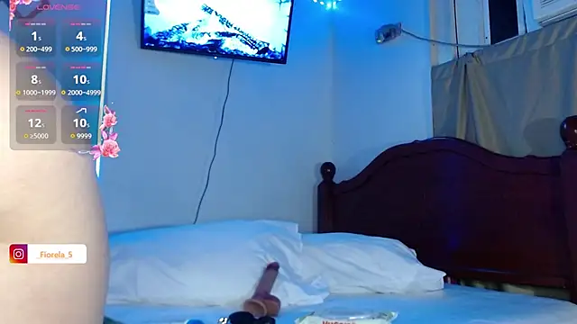 Fiorela 1 online show from November 23, 2025, 4:44 am